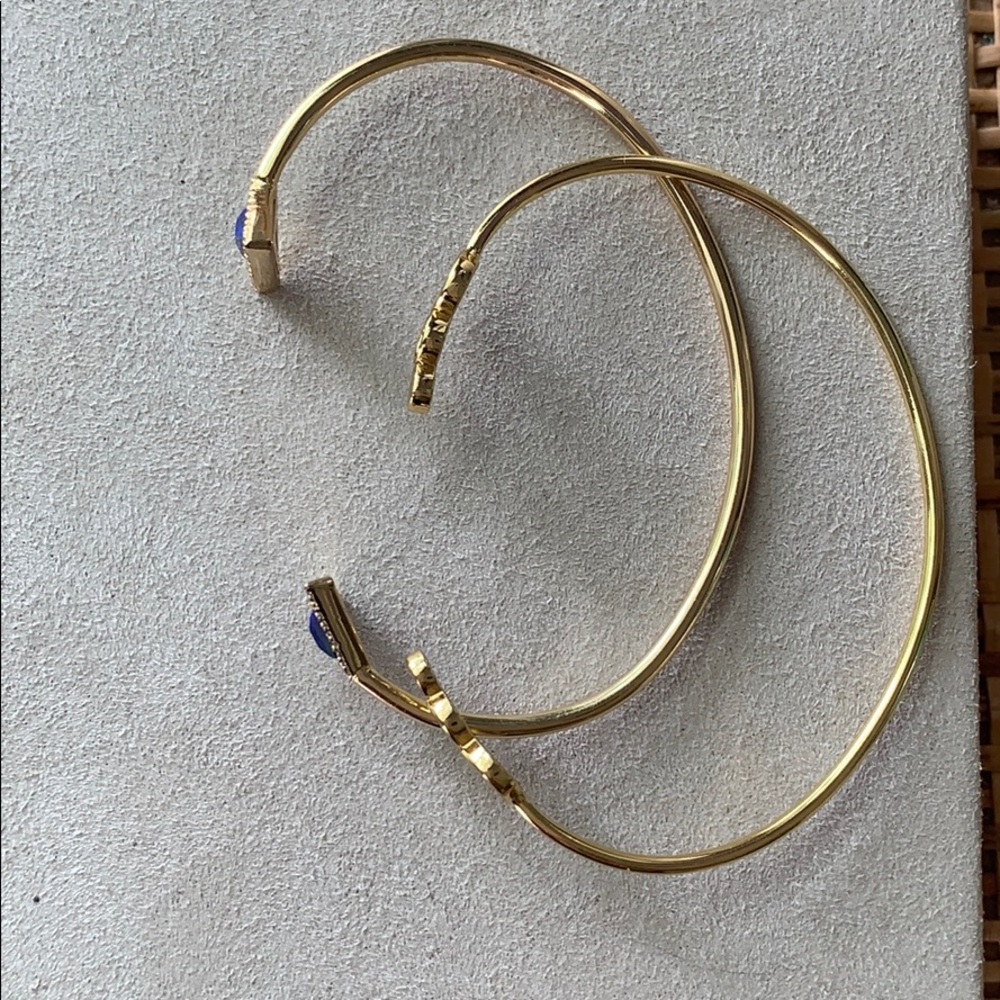 Cuff set - Picture 3 of 3